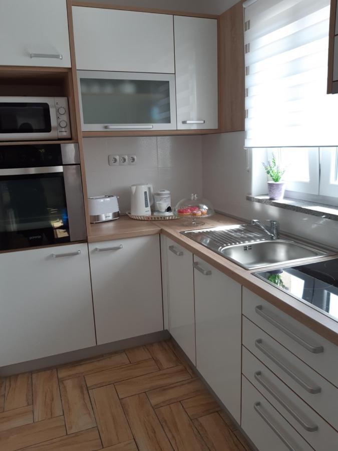 Apartment Dinko Rovanjska Esterno foto