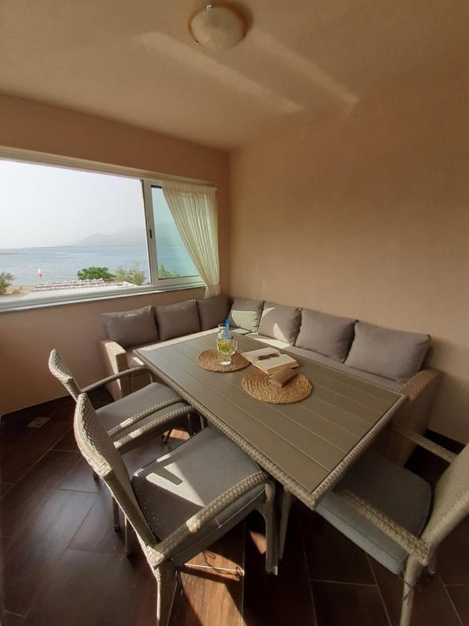 Apartment Dinko Rovanjska Esterno foto