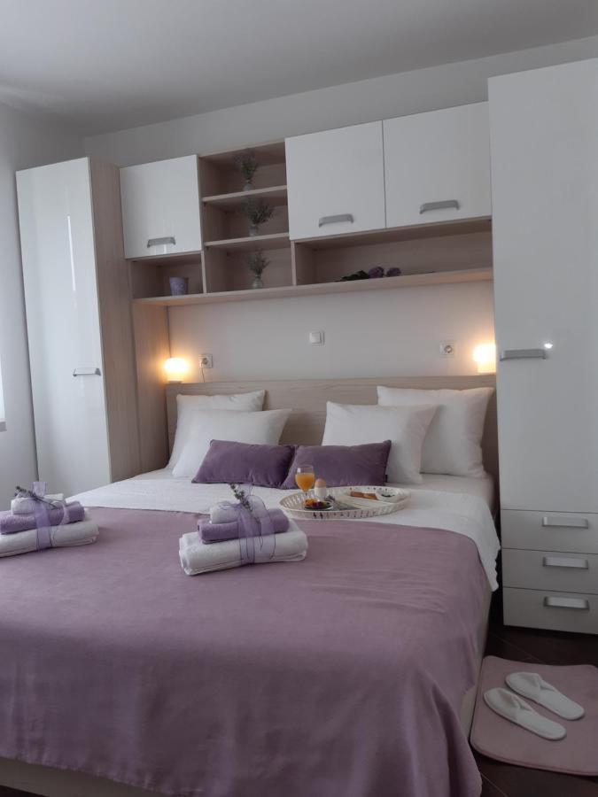 Apartment Dinko Rovanjska Esterno foto