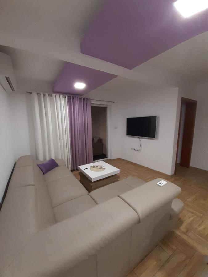 Apartment Dinko Rovanjska Esterno foto