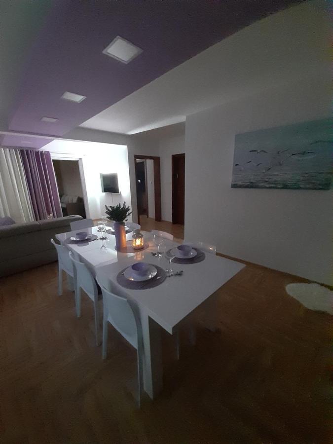 Apartment Dinko Rovanjska Esterno foto